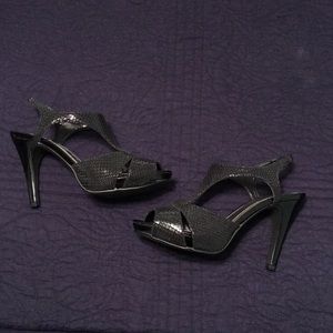 Wedding guest heels!